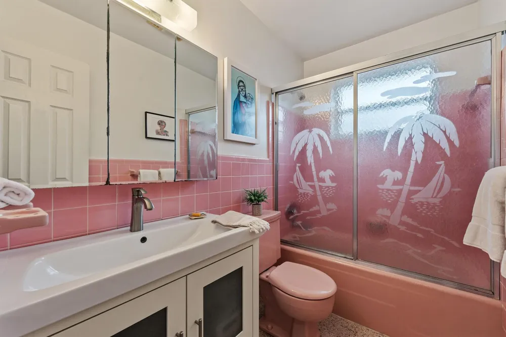 708 Westwind Drive North Palm Beach, FL 33408