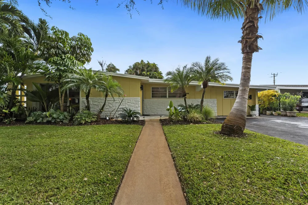 708 Westwind Drive North Palm Beach, FL 33408
