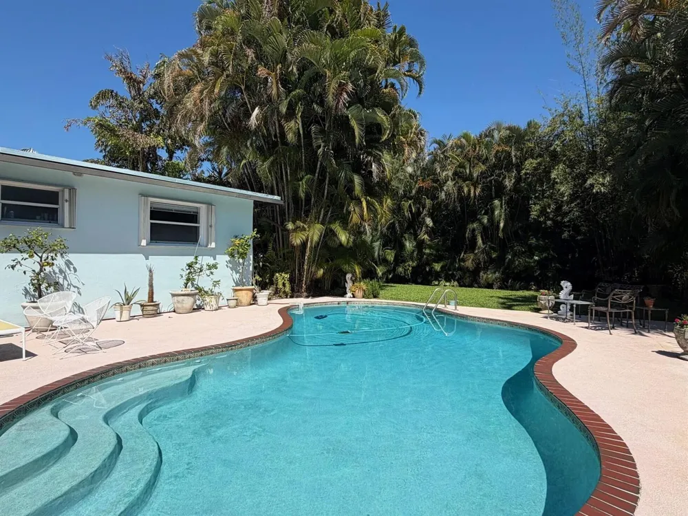 708 Westwind Drive North Palm Beach, FL 33408