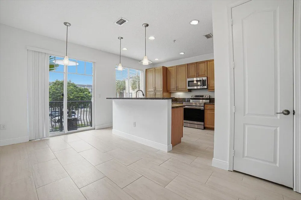 520 NW 39TH CIRCLE Boca Raton, FL 33431