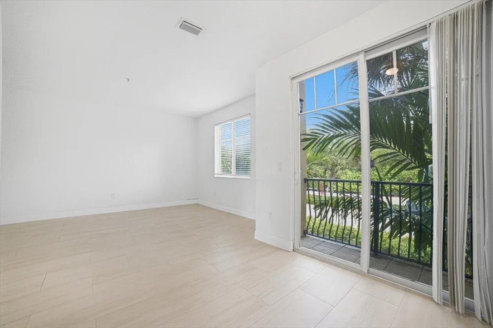 520 NW 39TH CIRCLE Boca Raton, FL 33431