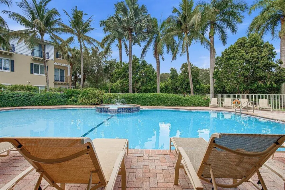520 NW 39TH CIRCLE Boca Raton, FL 33431
