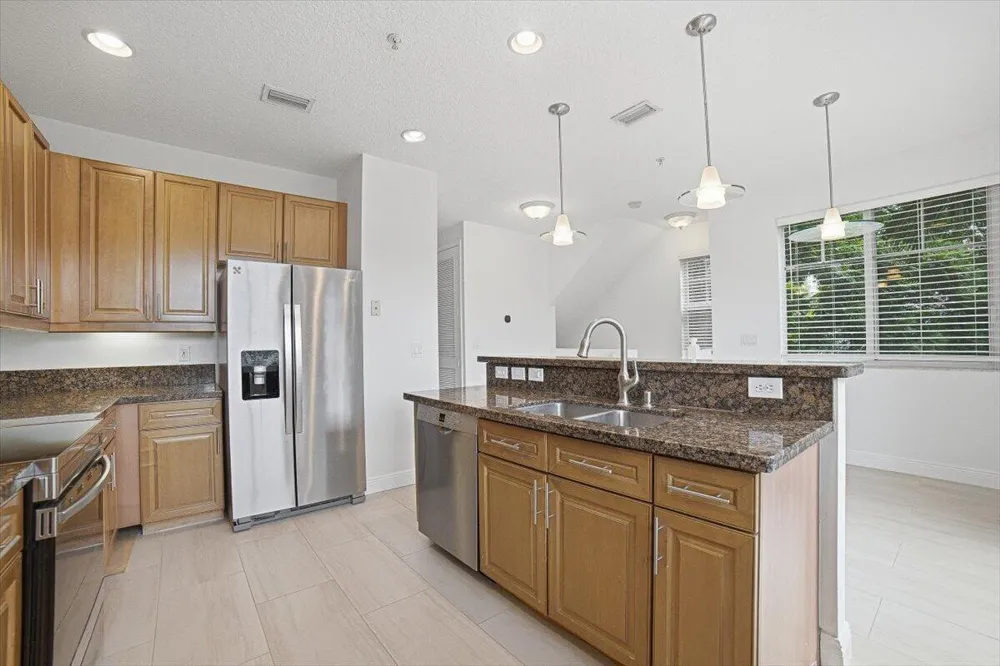 520 NW 39TH CIRCLE Boca Raton, FL 33431