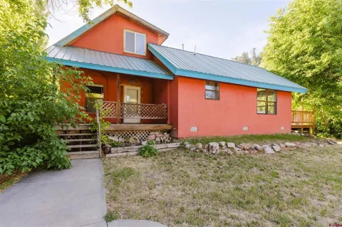 227 Hermosa Street