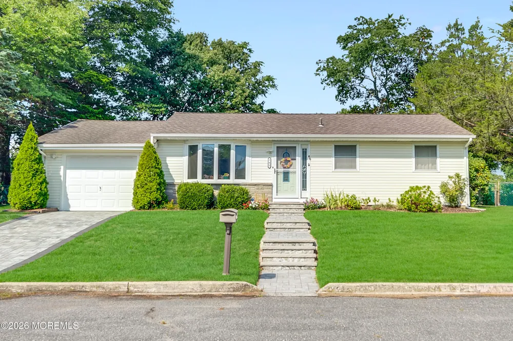 245 Falcon Drive Little Egg Harbor, NJ 08087