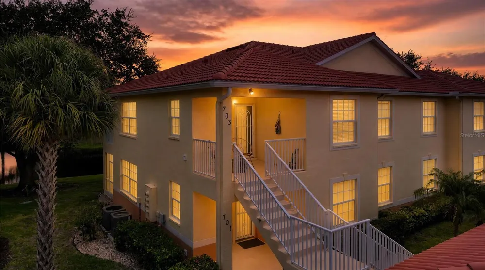 703 CASA DEL LAGO WAY #703 Venice, FL 34292