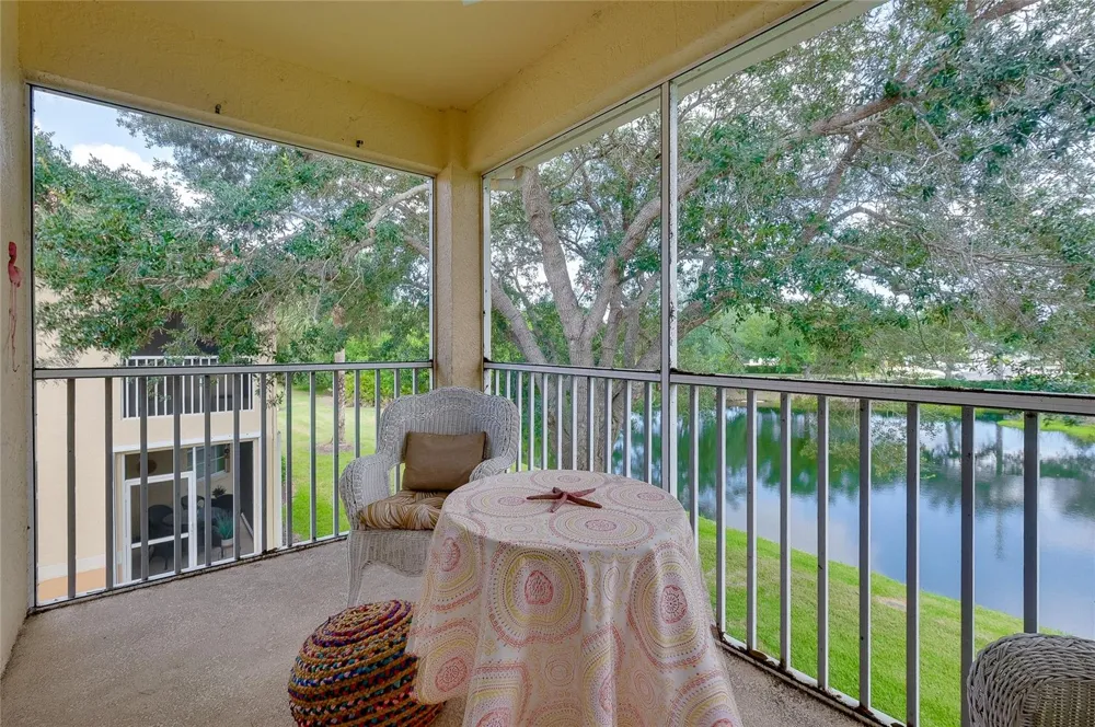 703 CASA DEL LAGO WAY #703 Venice, FL 34292