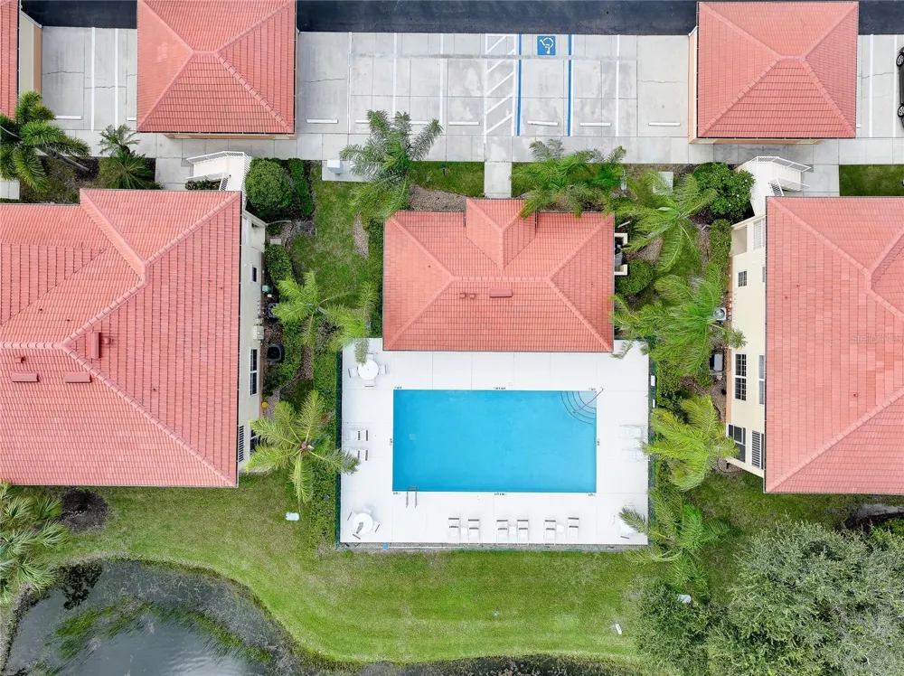 703 CASA DEL LAGO WAY #703 Venice, FL 34292