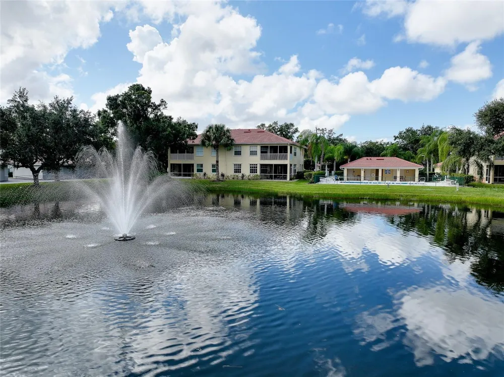 703 CASA DEL LAGO WAY #703 Venice, FL 34292
