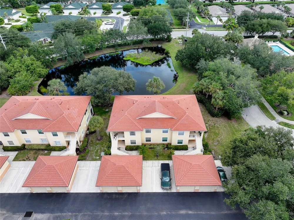 703 CASA DEL LAGO WAY #703 Venice, FL 34292