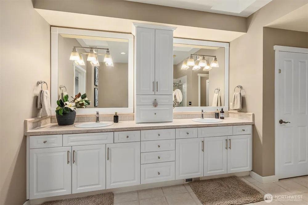 1117 NE Katsura Street Issaquah, WA 98029