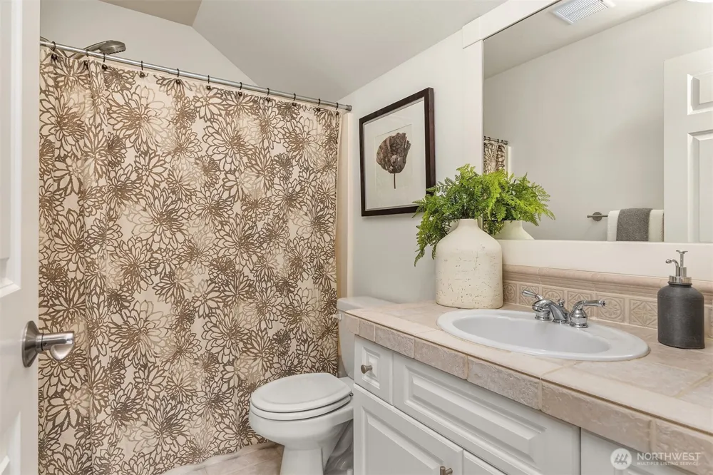 1117 NE Katsura Street Issaquah, WA 98029