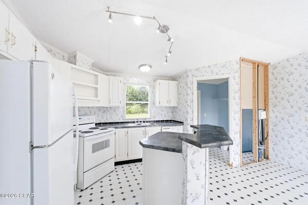 9307 Gobbler Circle Southport, FL 32409