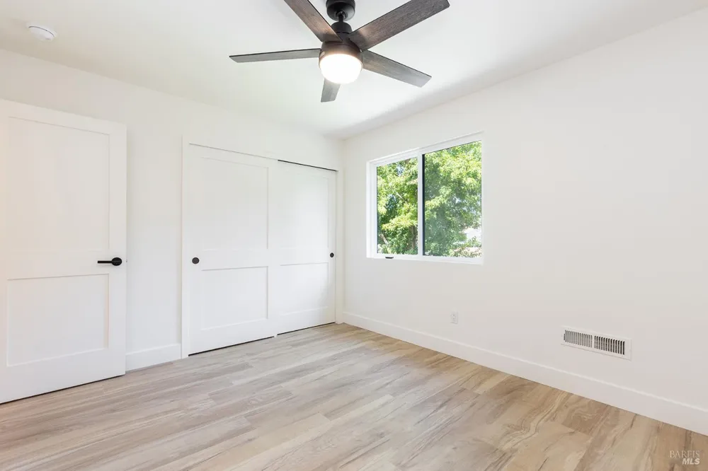 139 Vista View Drive Cloverdale, CA 95425