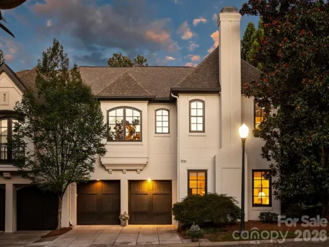 306 Wendover Heights Circle