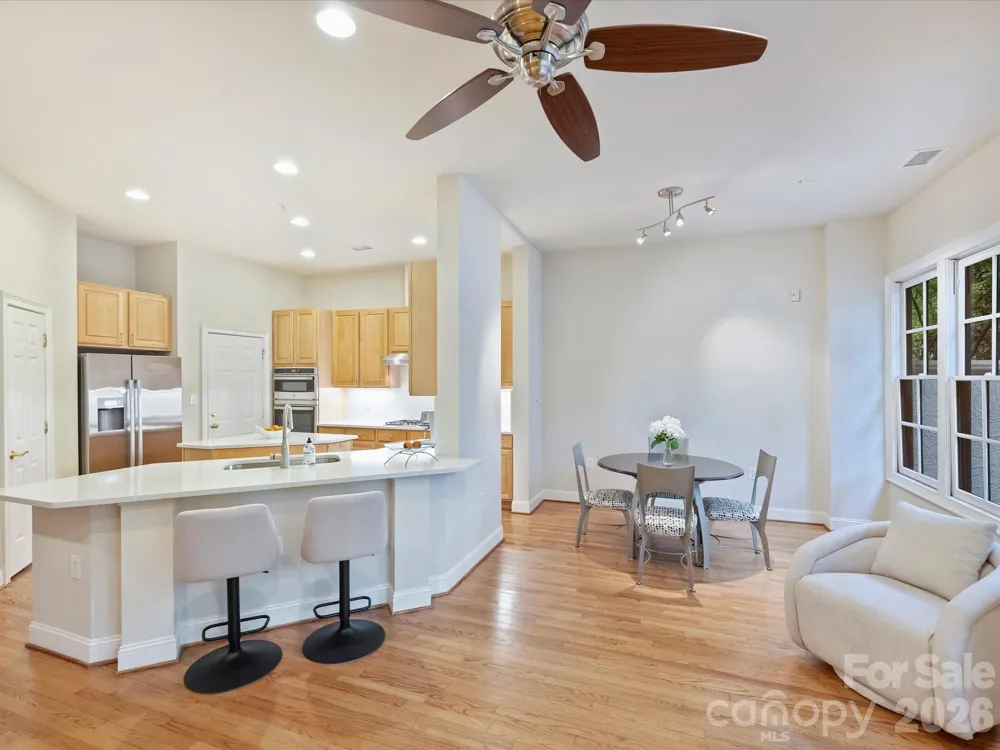 306 Wendover Heights Circle Charlotte, NC 28211