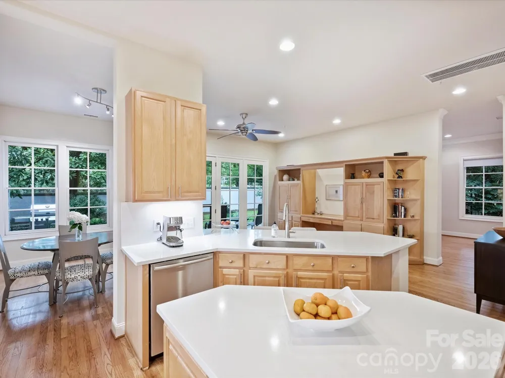 306 Wendover Heights Circle Charlotte, NC 28211