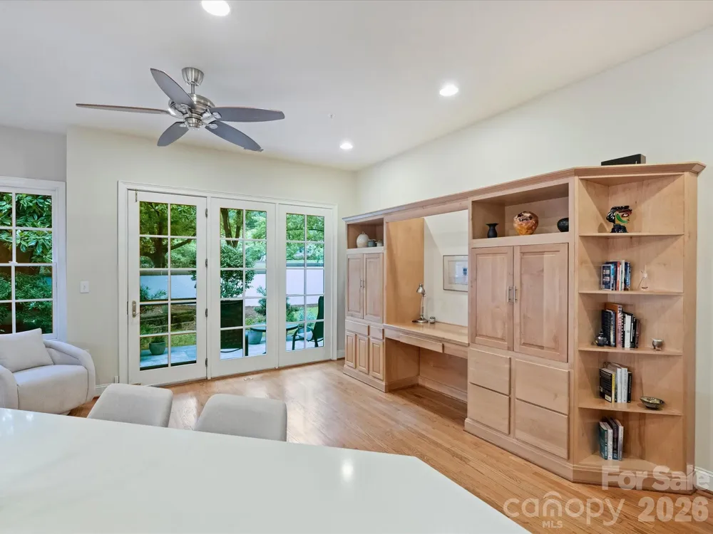 306 Wendover Heights Circle Charlotte, NC 28211