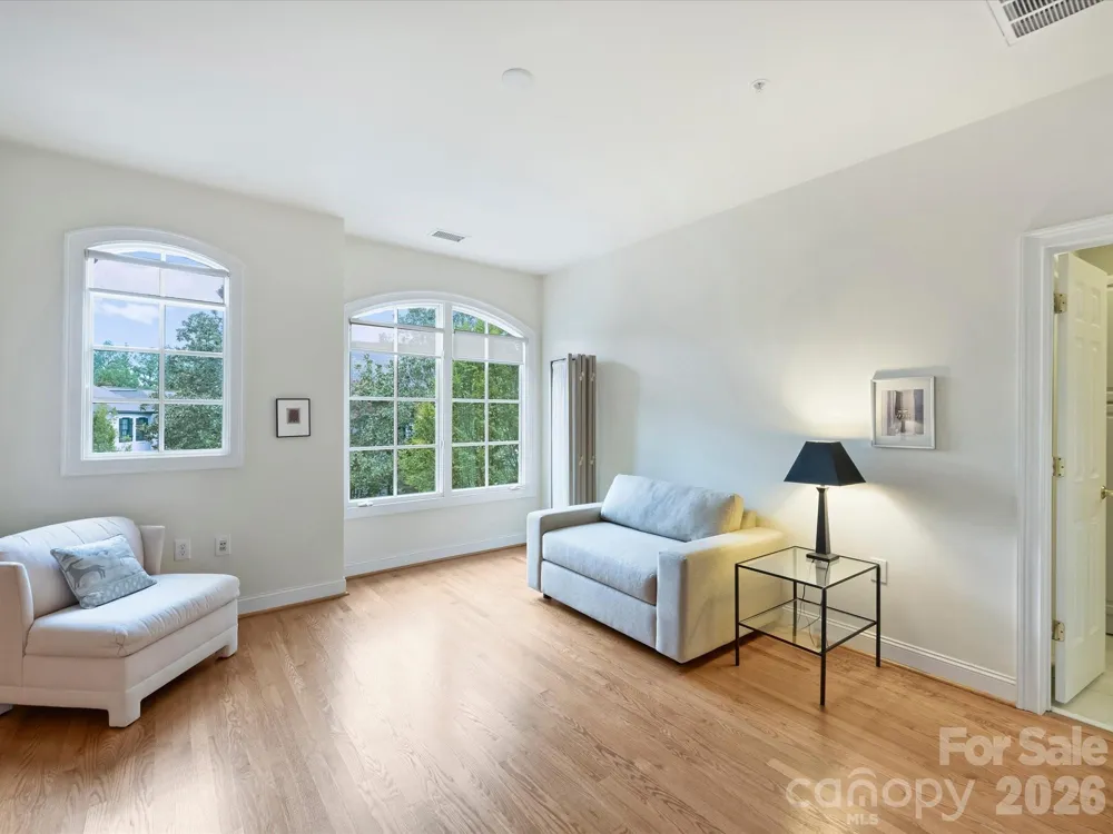 306 Wendover Heights Circle Charlotte, NC 28211
