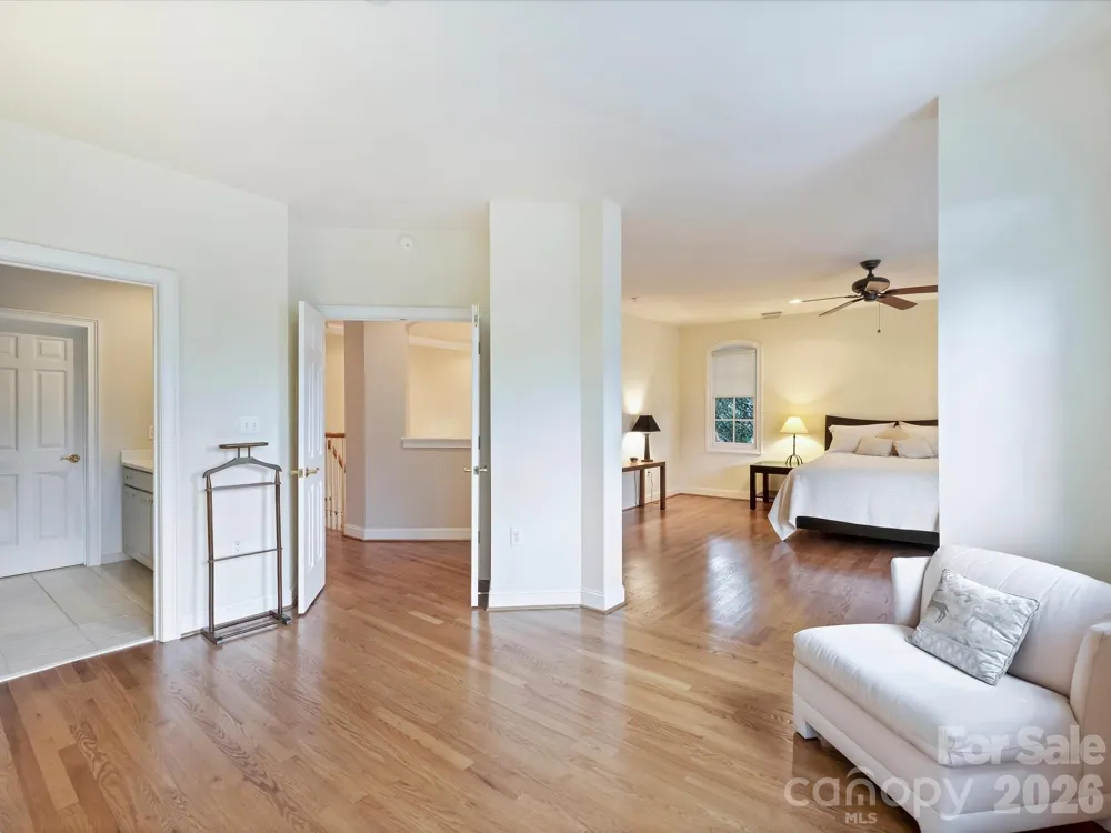 306 Wendover Heights Circle Charlotte, NC 28211