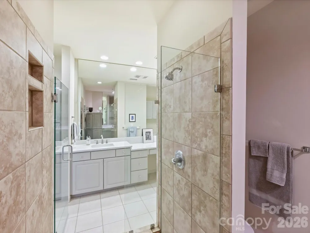 306 Wendover Heights Circle Charlotte, NC 28211
