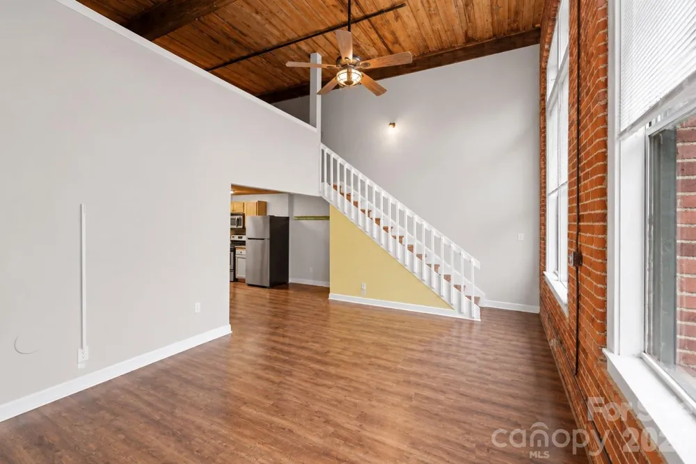 201 S Hoskins Road #316 Charlotte, NC 28208
