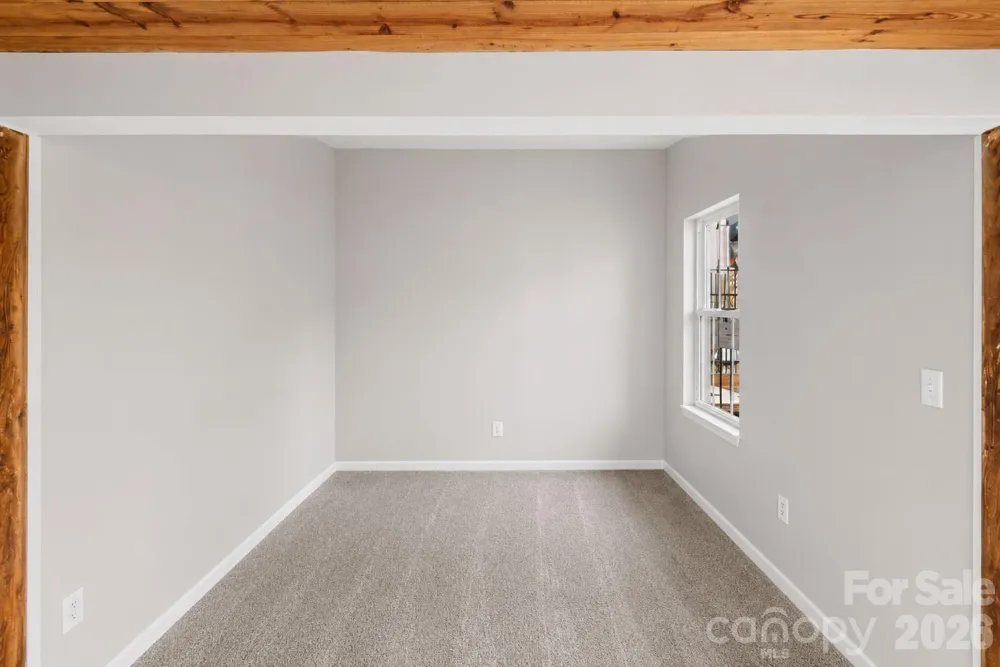 201 S Hoskins Road #316 Charlotte, NC 28208