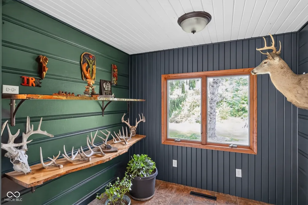 2882 E State Road 2 Rolling Prairie, IN 46371
