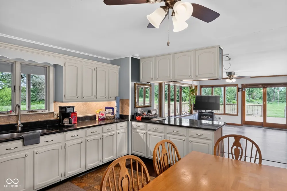 2882 E State Road 2 Rolling Prairie, IN 46371