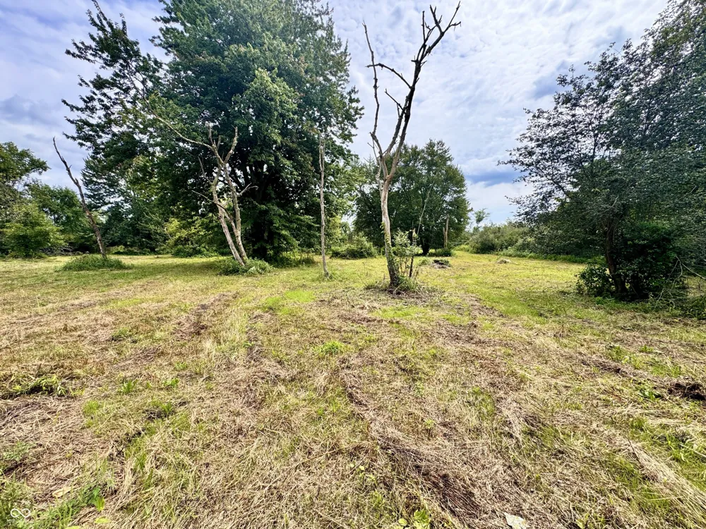 2882 E State Road 2 Rolling Prairie, IN 46371