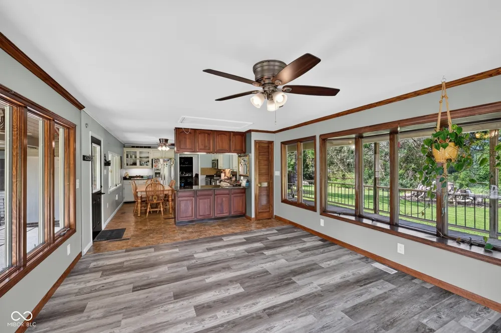 2882 E State Road 2 Rolling Prairie, IN 46371