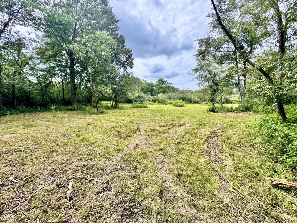 2882 E State Road 2 Rolling Prairie, IN 46371
