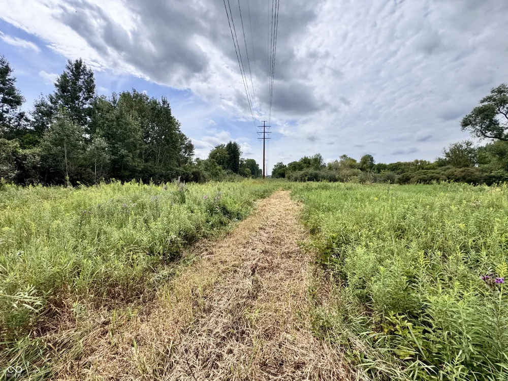 2882 E State Road 2 Rolling Prairie, IN 46371