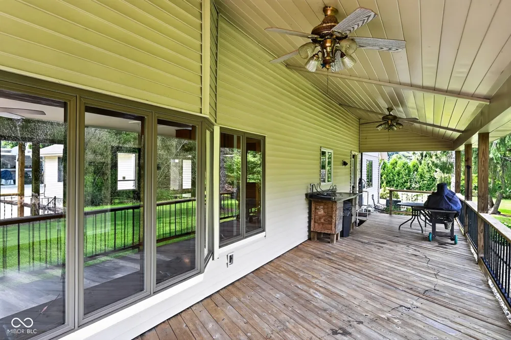 2882 E State Road 2 Rolling Prairie, IN 46371