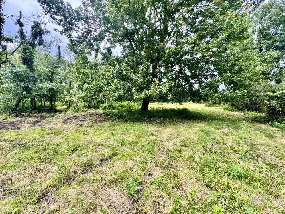2882 E State Road 2 Rolling Prairie, IN 46371