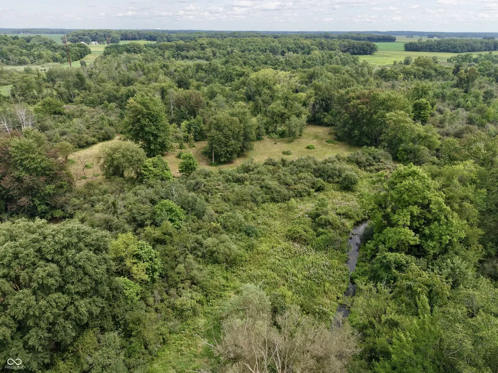 2882 E State Road 2 Rolling Prairie, IN 46371
