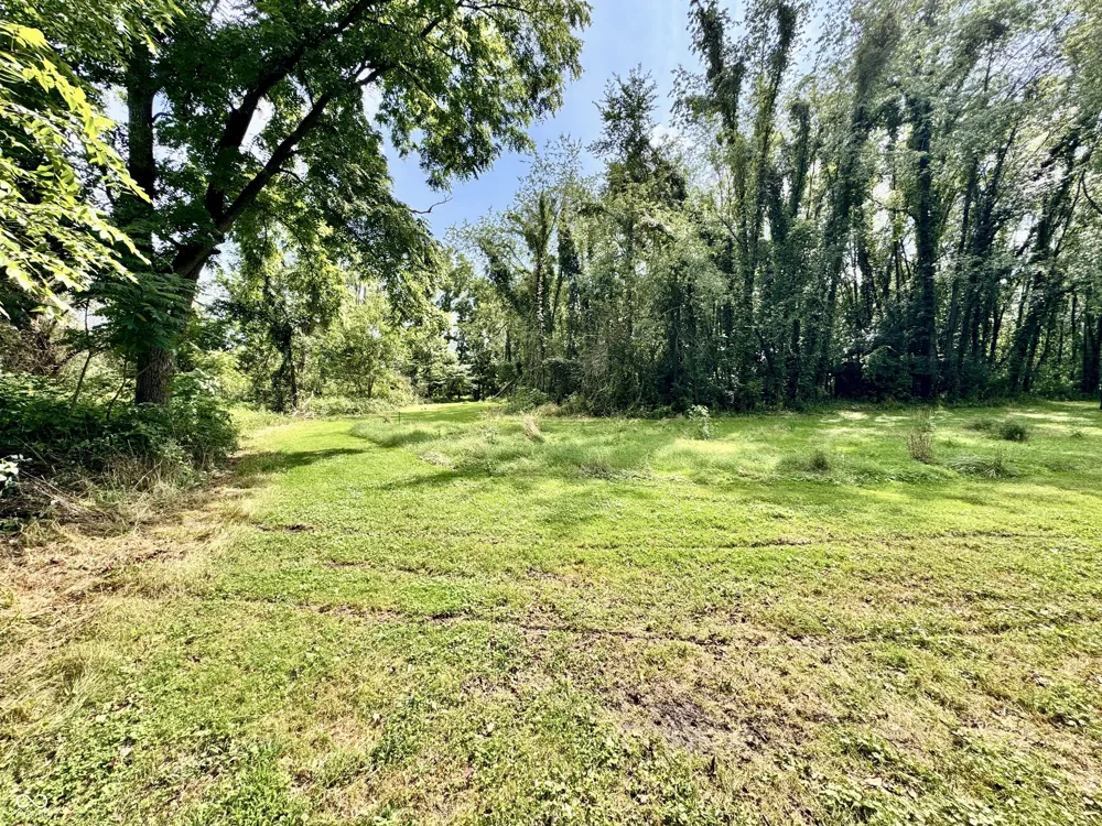 2882 E State Road 2 Rolling Prairie, IN 46371
