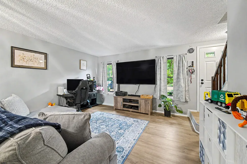 251 Mattix Run Galloway Township, NJ 08205