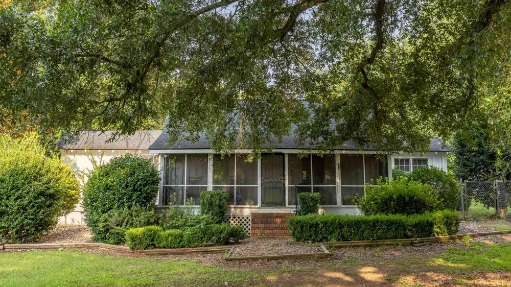 6604 Pine Island Road Albany, GA 31721