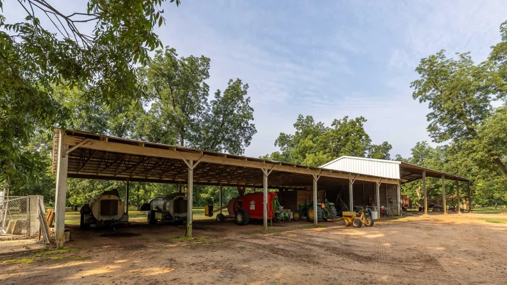 6604 Pine Island Road Albany, GA 31721