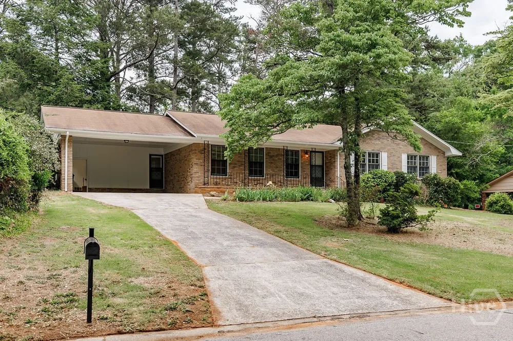 265 University Circle Athens, GA 30605