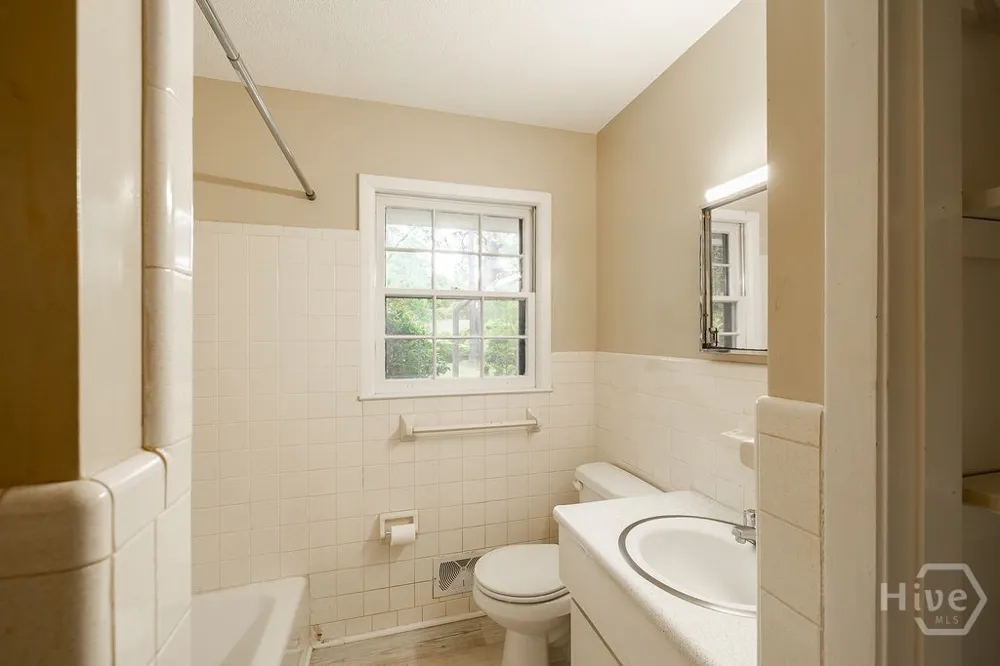 265 University Circle Athens, GA 30605