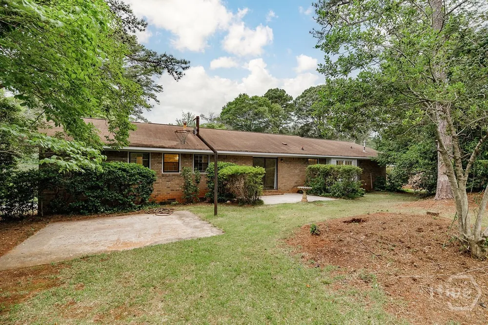 265 University Circle Athens, GA 30605