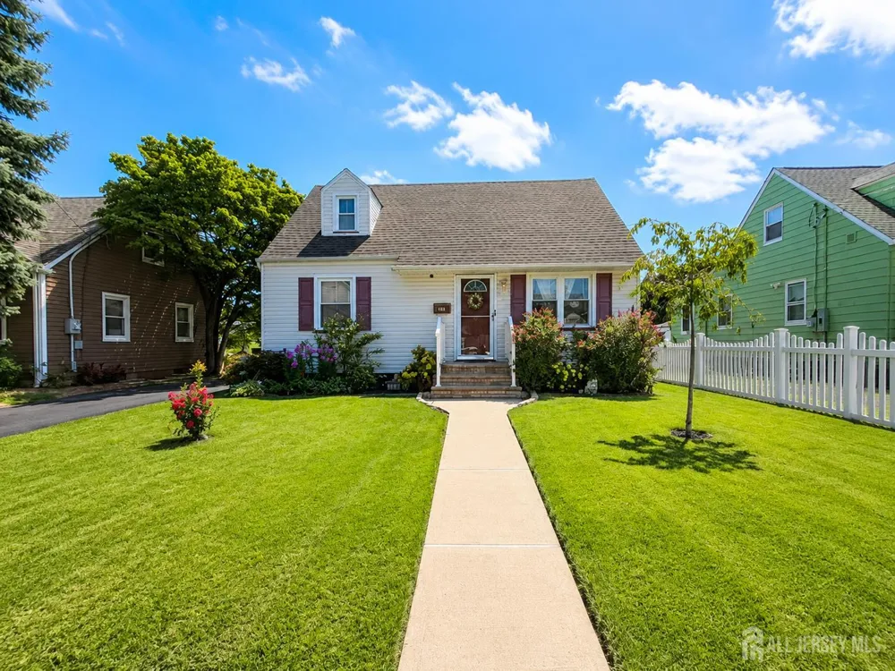 217 Bergen Street Woodbridge Proper, NJ 07095