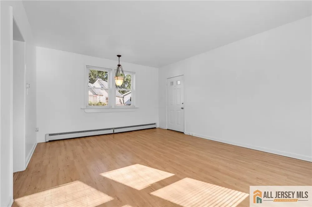 94 Neptune Place South Amboy, NJ 08879