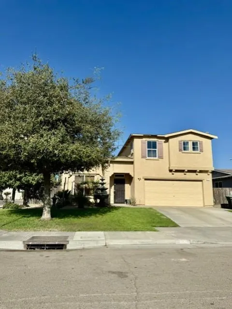 821 Romero Avenue