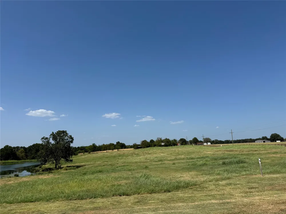 355 Peninsula Drive Honey Grove, TX 75446