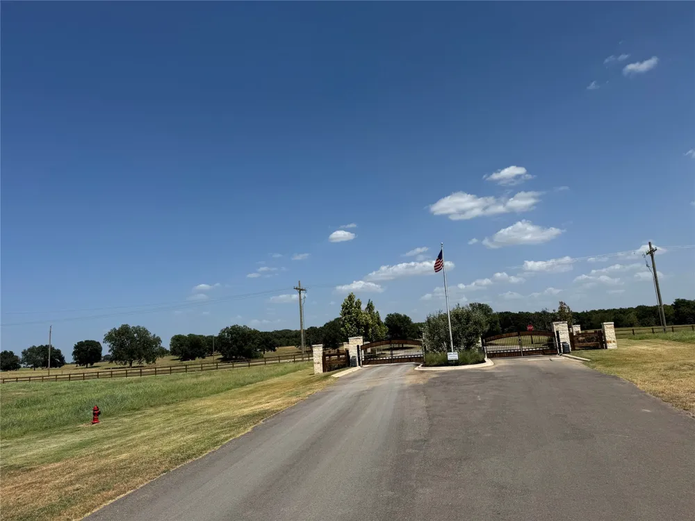 355 Peninsula Drive Honey Grove, TX 75446