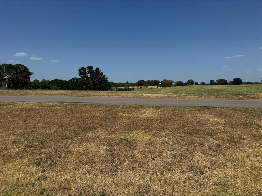 355 Peninsula Drive Honey Grove, TX 75446