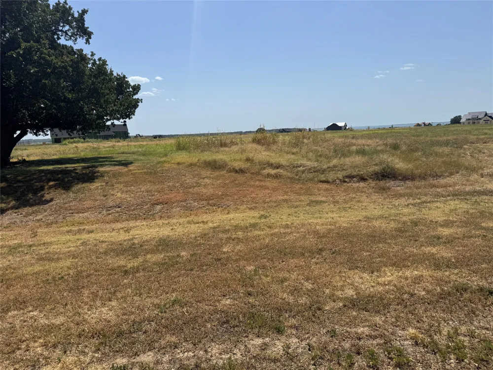 355 Peninsula Drive Honey Grove, TX 75446